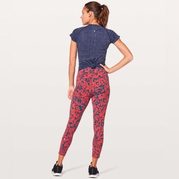 Lululemon Final Lap Crop *23" Size 6 - Picture 3 of 9